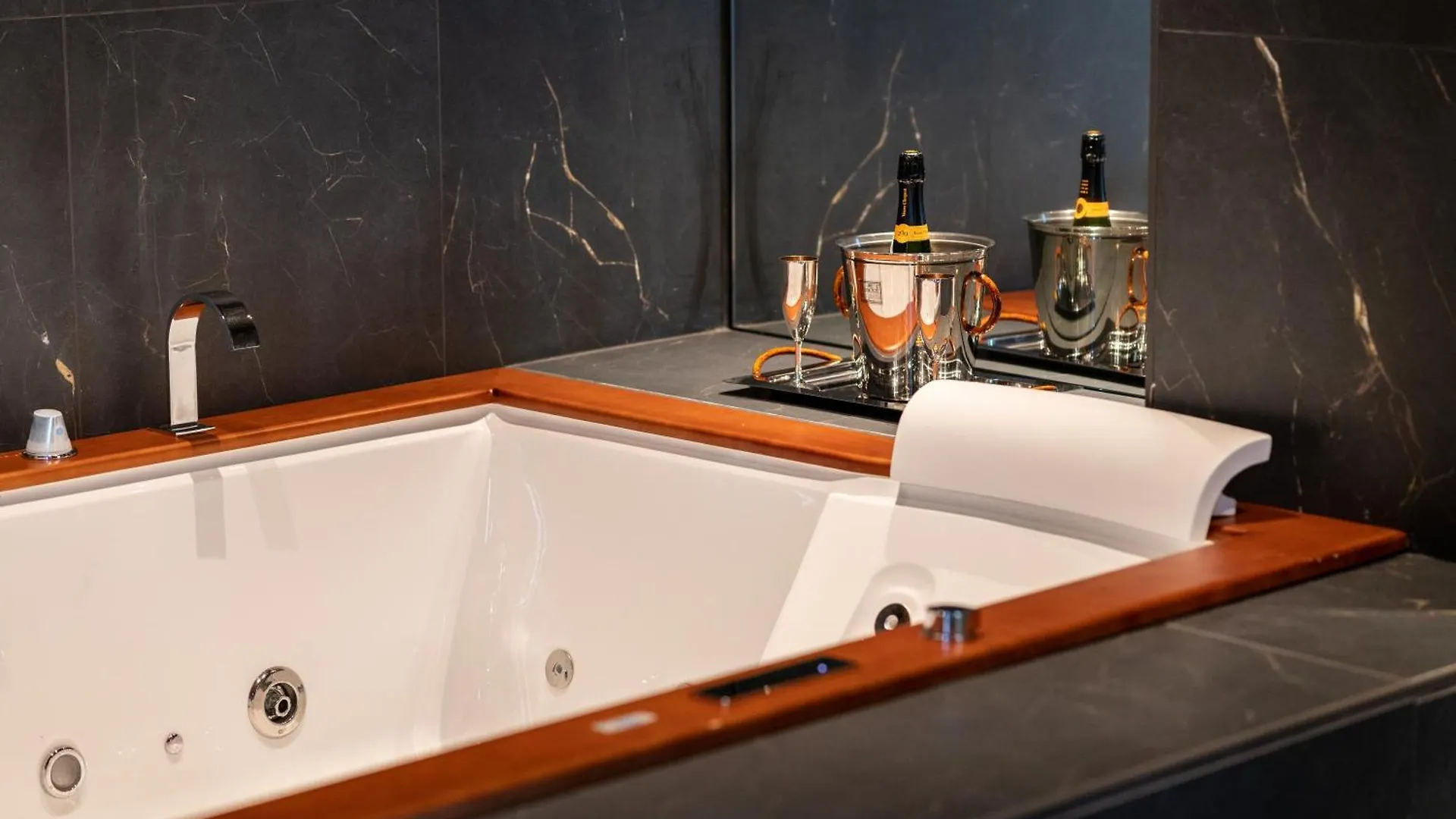 Ponte 7 Boutique Hotel Palermo